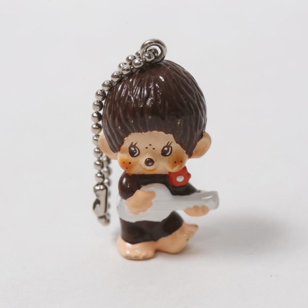 1979 Sekiguchi Monchhichi Guitar Player Keychain Mini Charm ~ 260826-WH 1252